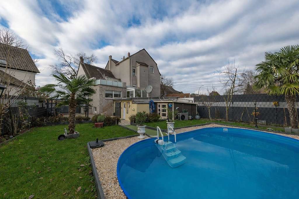 Immobilie in Waltrop - Wohnen mit Urlaubsgefühl: Modernisiertes Haus mit Pool und Garten - Bild 3