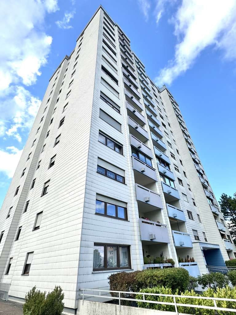 Immobilie in Schwetzingen - Schöne Wohnung mit Balkon und tollem Ausblick (in absehbarer Zeit leerstehend) - Bild 0