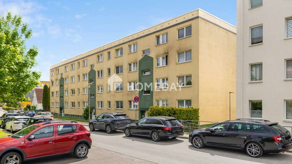 Immobilie in Dorf Mecklenburg - Helle 3-Zimmer-Wohnung mit Loggia und Grünblick - Bild 2