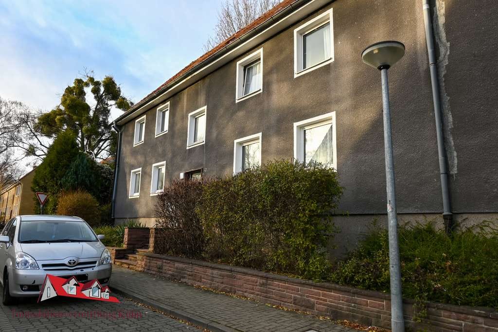 Immobilie in Salzgitter - 3 Wohnungen zum Preis von 1 - Bild 1