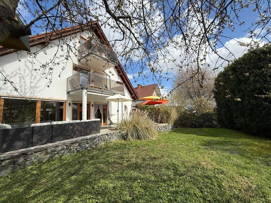 Immobilie in Essenheim - HEMING-IMMOBILIEN -  großes EFH in Feldrandlage - Sommer 2026 einziehen - Bild 1