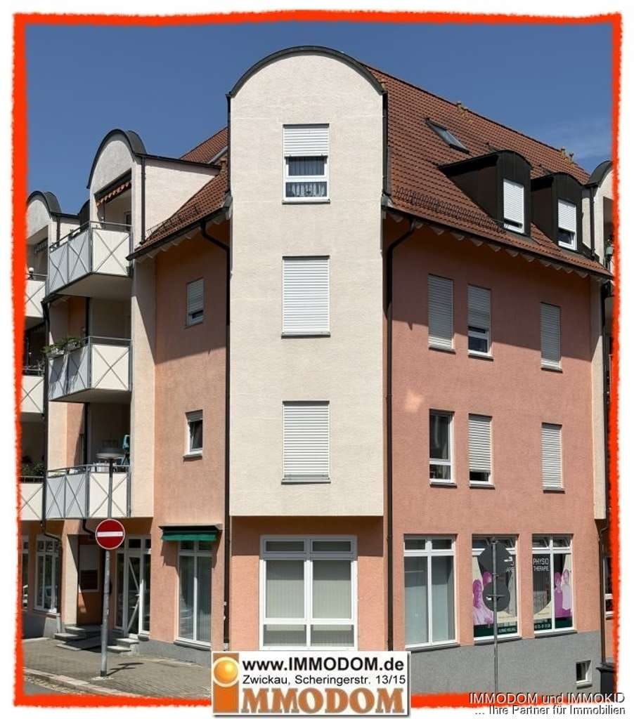 Immobilie in Wilkau-Haßlau - 4-Zimmer-Dachgeschoss-Maisonetten-Wohnung mit großer Dachterrasse sowie Markise und Einbauküche zu v - Bild 3