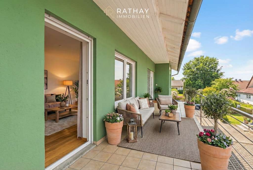 Immobilie in Pfakofen - Gepflegtes Einfamilienhaus mit Garage & Garten – sofort bezugsfertig - Bild 1