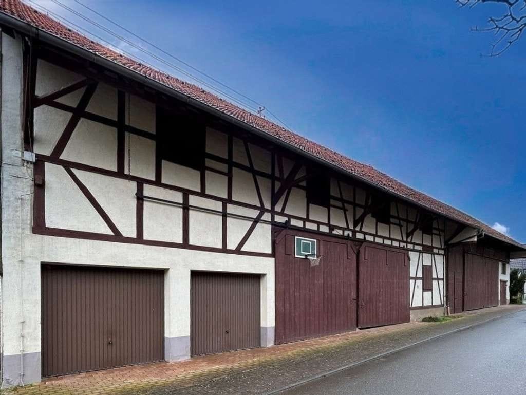 Immobilie in Krautheim - Haus mit Scheune und integrierter Doppelgarage - perfekt für Handwerk, Fahrzeuge & viel Platz - Bild 3
