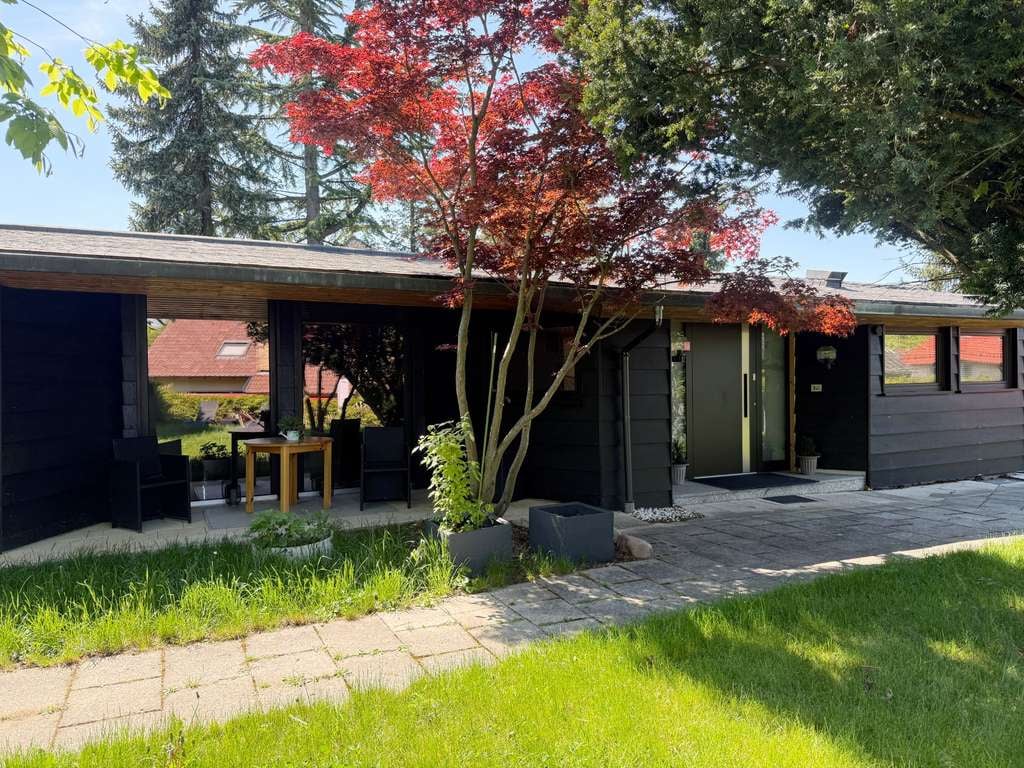 Immobilie in Eisingen - Exklusiver Architekten-Bungalow auf großzügigem Grundstück - Bild 3