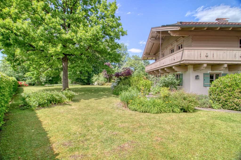 Immobilie in Nußdorf am Inn - Großzügiges Landhaus mit Einliegerwohnung und 
parkähnlichem Garten - Bild 2