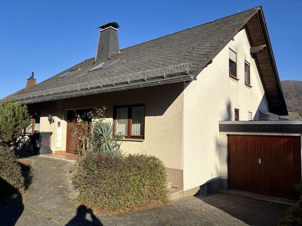 Immobilie in Trechtingshausen - Renditeobjekt in Bestlage: 3-Familienhaus mit Blick auf den Rhein - Bild 1
