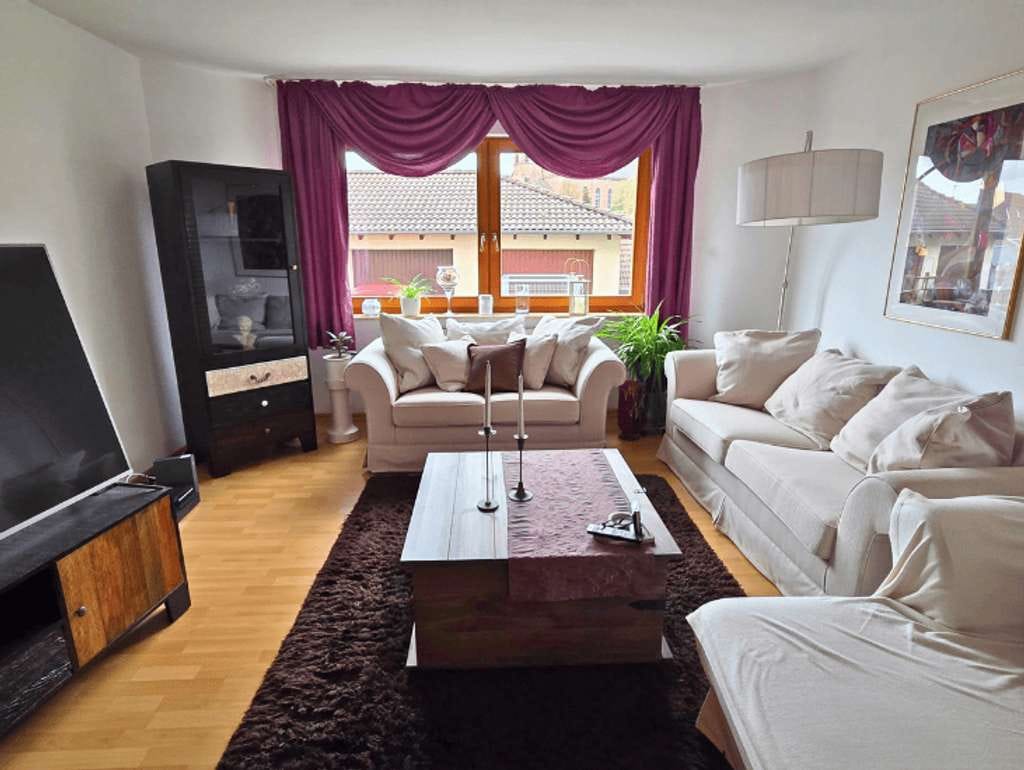 Immobilie in Malsch - Charmante 3-Zimmer Wohnung mit Balkon und Garage in zentraler Lage von Malsch - Bild 1