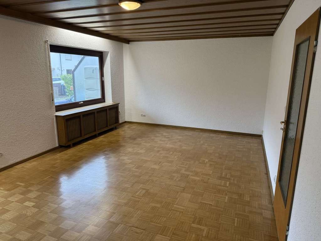 Immobilie in Röhrmoos - DHH in Röhrmoos in ruhiger Lage wartet auf Sie! - Bild 1