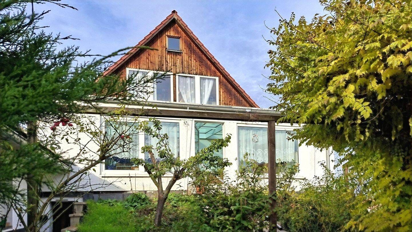 Immobilie in Unterwellenborn - Einfamilienhaus mit großem Garten in ruhiger Lage! - Bild 3