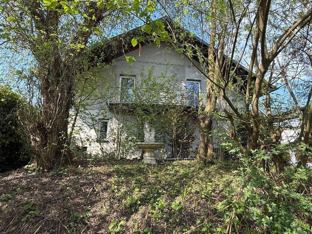 Immobilie in Niederalteich - freistehendes Einfamilienhaus mit großem Garten - ideal für Familie - Bild 0