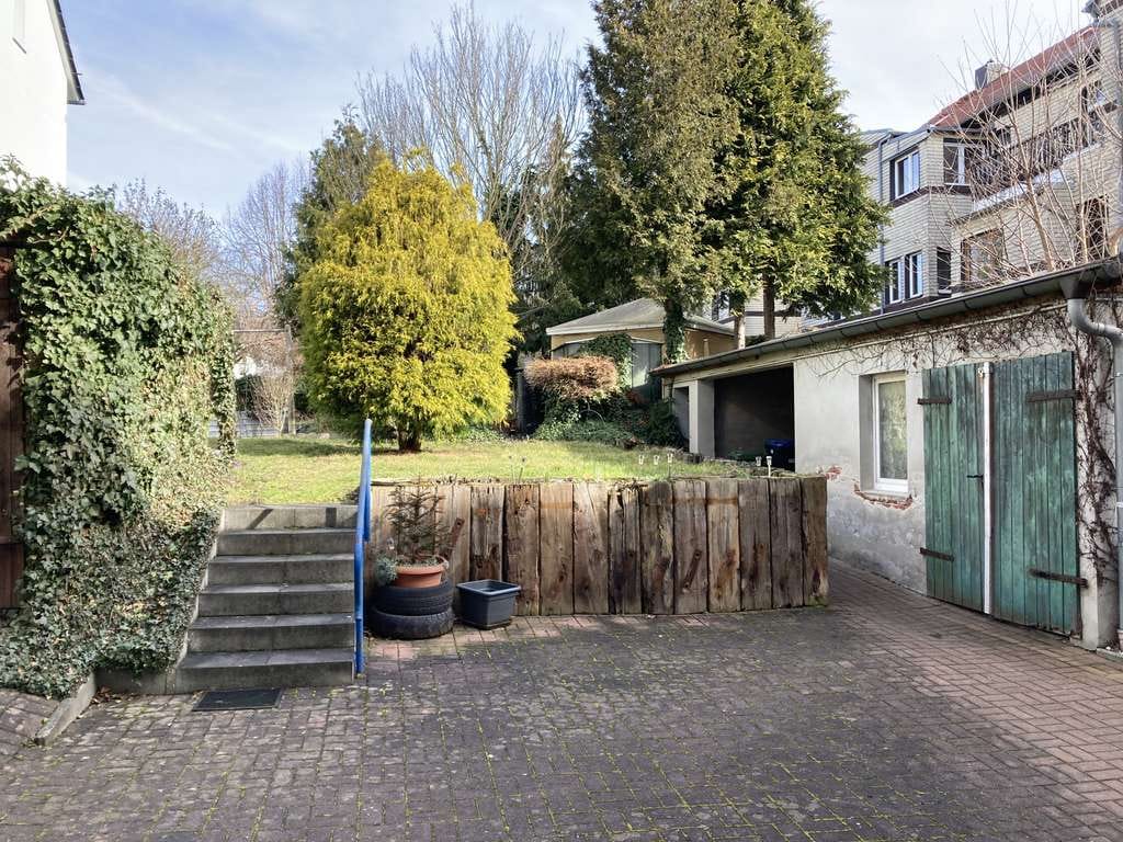 Immobilie in Altenburg - PROVISIONSFREI - Attraktives Mehrfamilienwohnhaus mit 8 Wohnungen - Bild 2