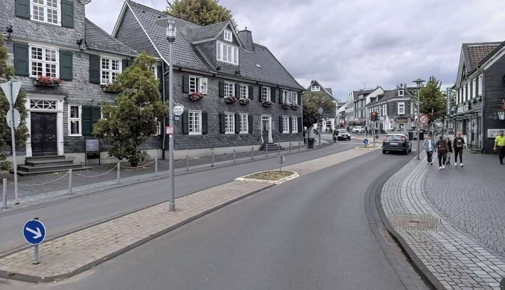 Immobilie in Wermelskirchen - 620 m² Grundstück | Bestand + Entwicklungspotenzial | Sanierungsfahrplan |Positiver Bauvorbescheid - Bild 3