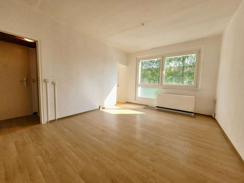Immobilie in Dürrröhrsdorf-Dittersbach - Freie, günstige 1-Raumwohnung mit Stellplatz - Bild 3