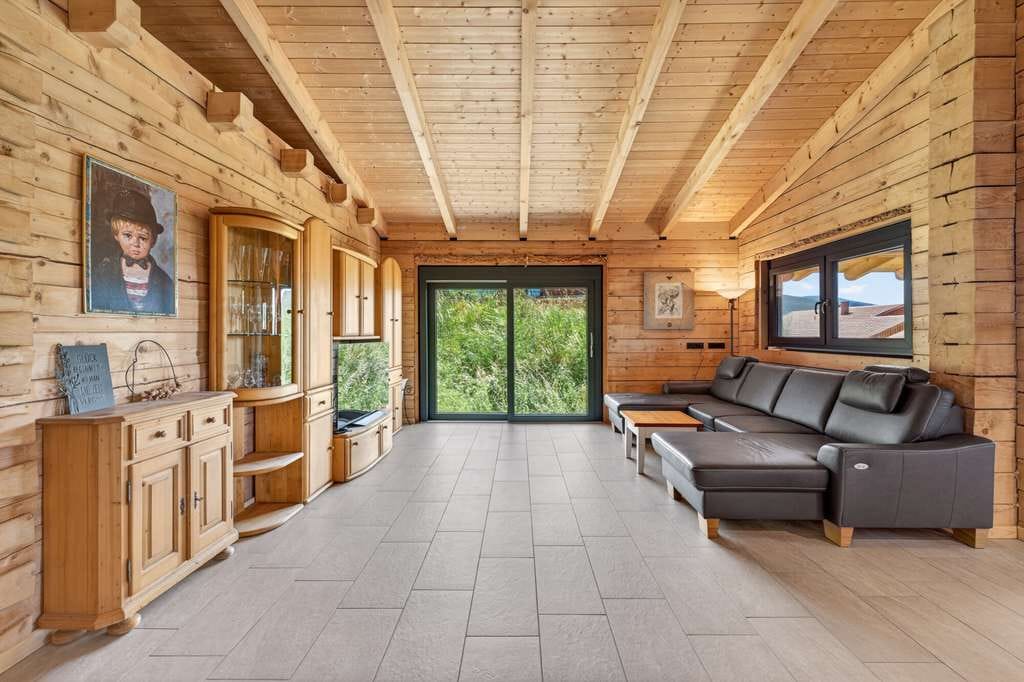 Immobilie in Arrach - Ihr Traum vom Blockhaus – Modernes Wohnen inmitten der Natur in Arrach! - Bild 2