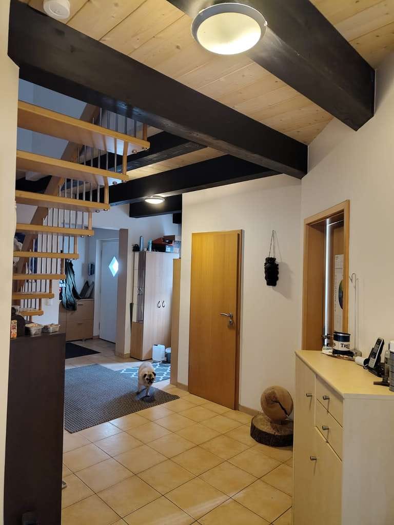 Immobilie in Hebertsfelden - Modernes Einfamilienhaus mit Gewerberaum, PV-Anlage & Doppelgarage - Bild 0