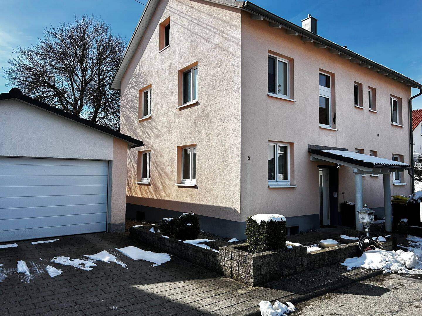 Immobilie in Kolbingen - Zweifamilienhaus zum Verkauf - Bild 1