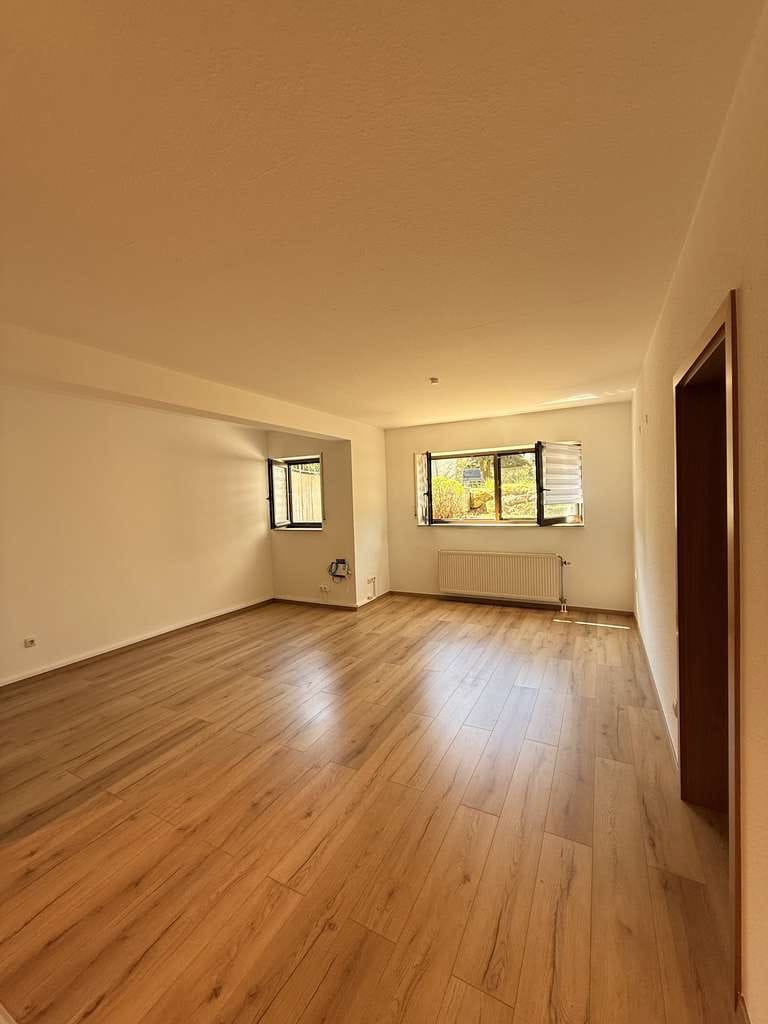 Immobilie in Erlenbach am Main - Charmante 2-Zimmer-Souterrain-Wohnung - Bild 1