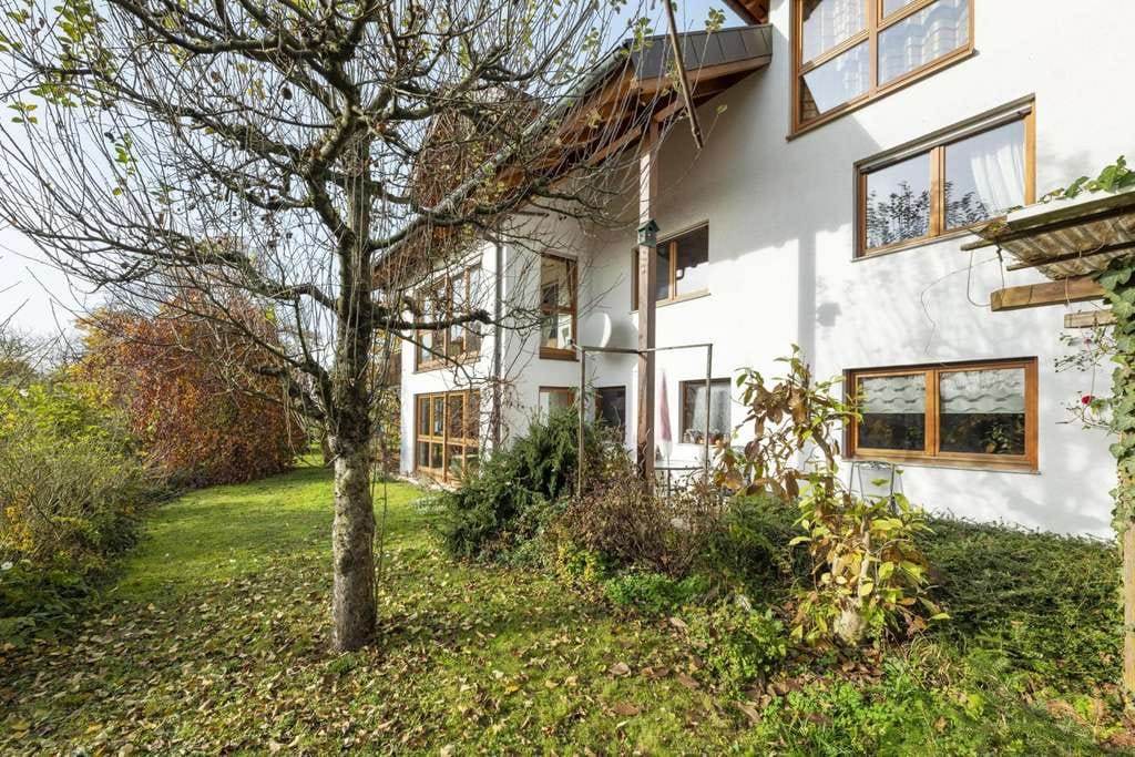 Immobilie in Kirchberg an der Murr - Top gepflegtes 4-Familienhaus mit 319 m² Wohnfläche in S-Bahn Nähe! Mehrgenerationenwohnen möglich! - Bild 2