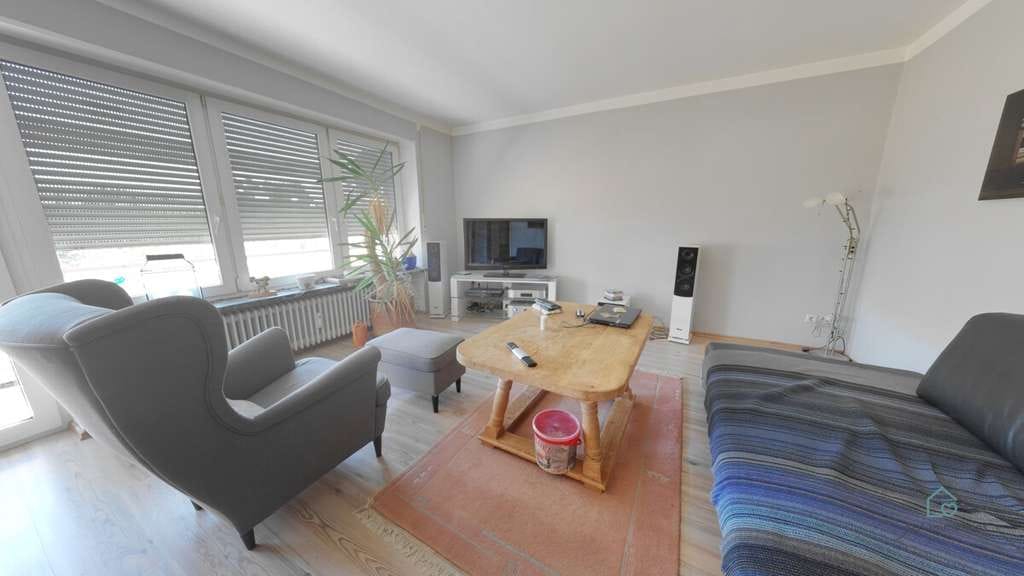 Immobilie in Königsbrunn - Just Immotions | Großzügige 4-Zimmer-Wohnung mit Südbalkon in ruhiger Lage von Königsbrunn! - Bild 4