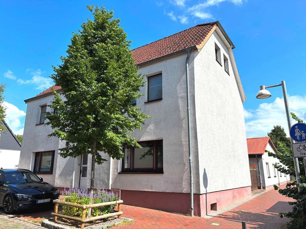 Immobilie in Itzehoe - Mehrfamilienhaus mit 5 Einheiten & Potenzial zur Mietanpassung – Renditeobjekt in Itzehoe - Bild 4