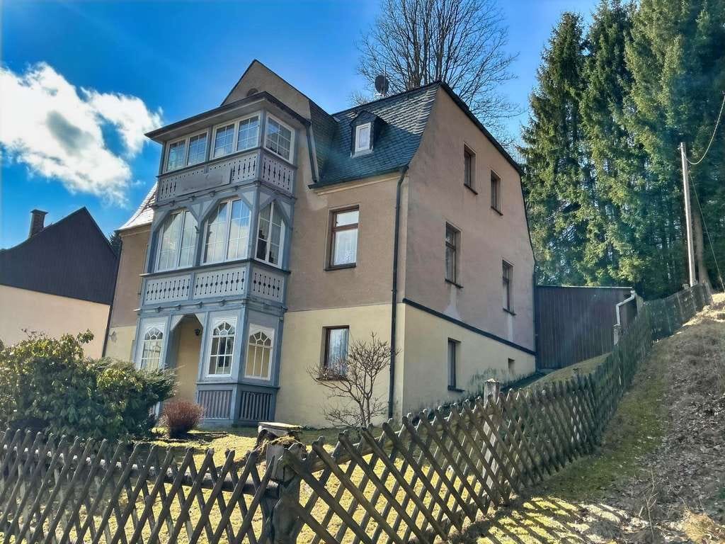 Immobilie in Bad Elster - Wohnen mit Charme und Potenzial - Bild 2