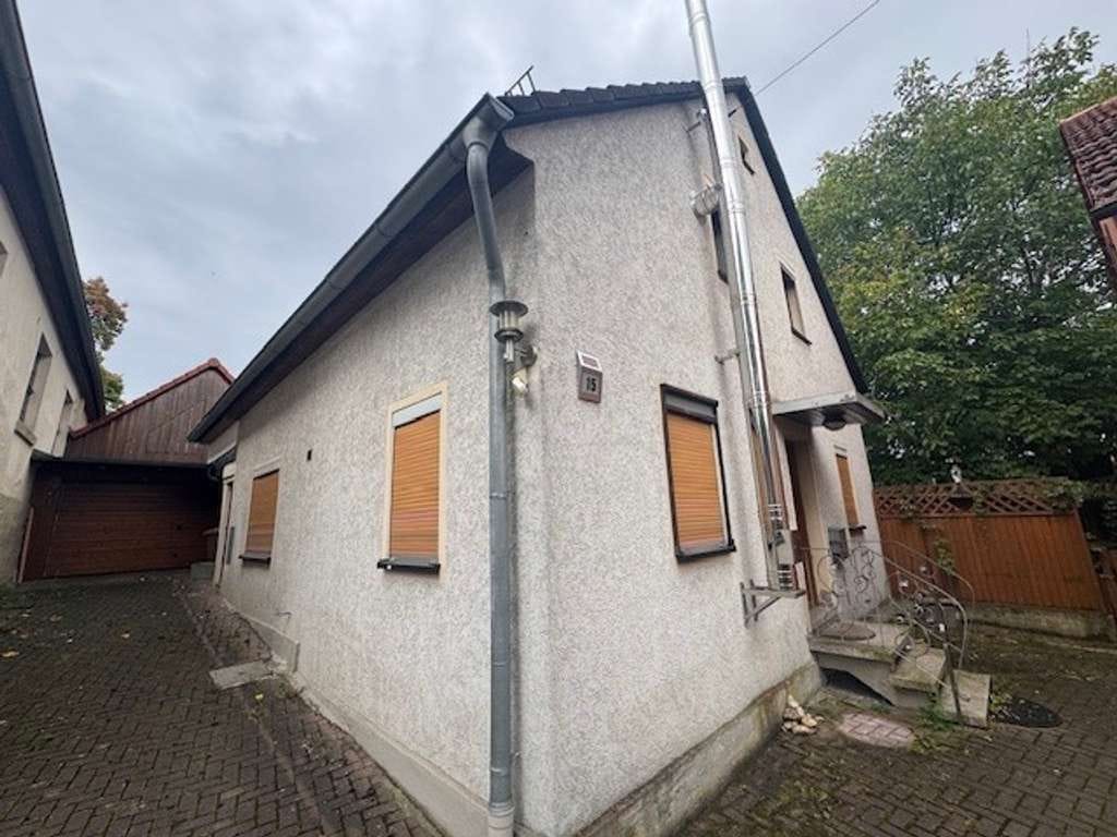 Immobilie in Litzendorf - Litzendorf / OT Melkendorf - Modernisiertes Einfamilienhaus aus den 1920 er Jahren - Bild 1