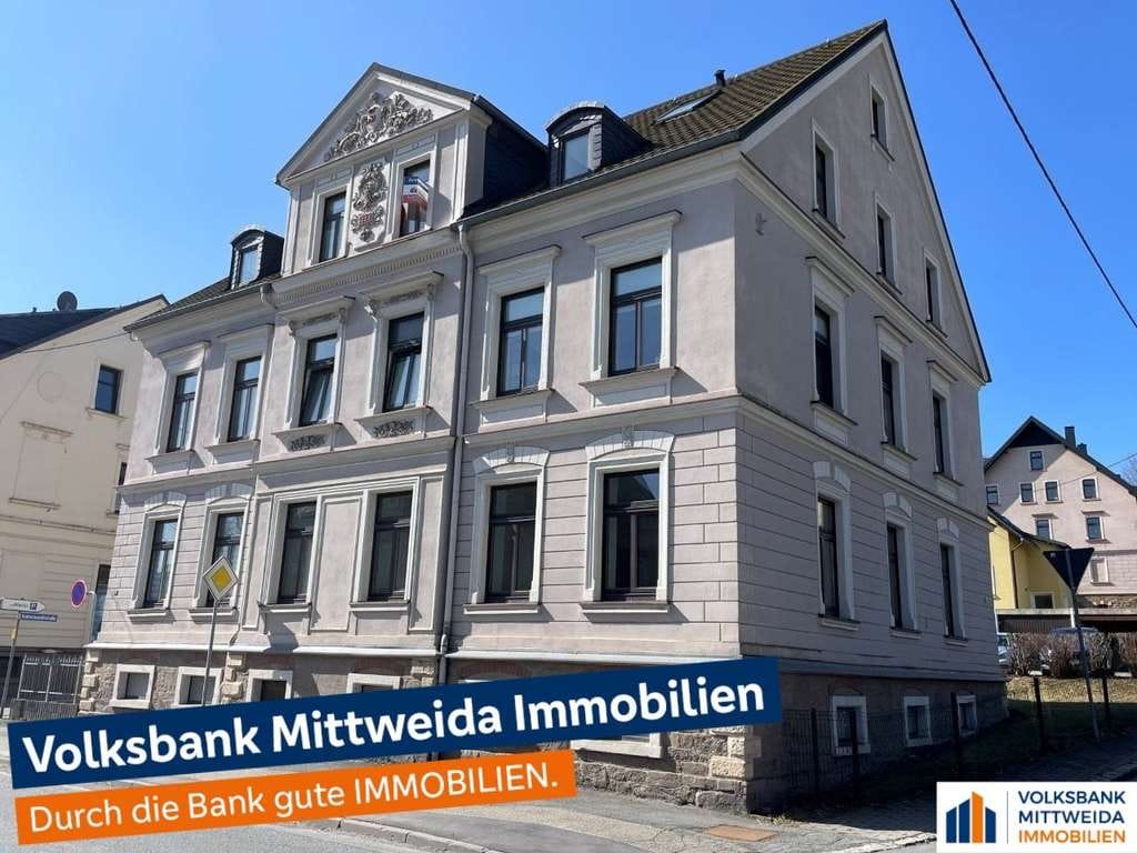 Immobilie in Bärenstein - Komplett renovierte und modernisierte Wohnung - mit Tageslichtbad, Balkon, Garage und Stellplatz! - Bild 0