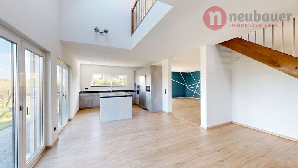 Immobilie in Radbruch - Modernes Einfamilienhaus mit Galerie, Wärmepumpe, Smart Home und großem Grundstück in ruhiger Lage - Bild 4