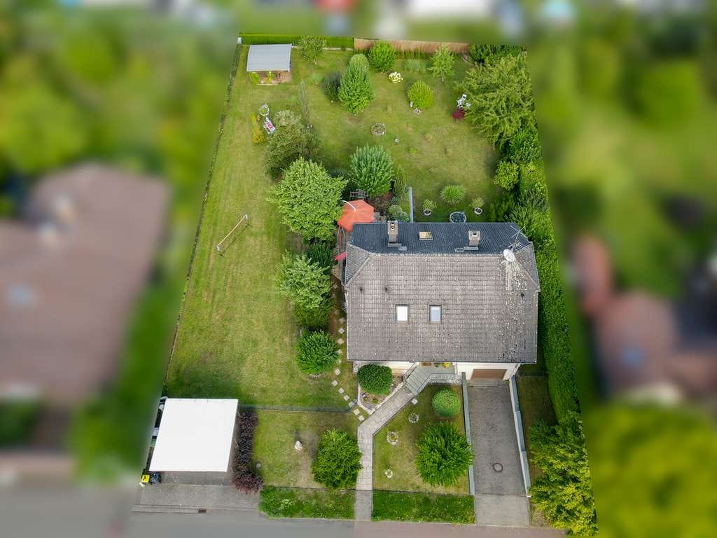 Immobilie in Reiskirchen - Wunderschönes Einfamilienhaus mit großem Garten - Bild 1