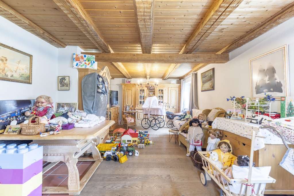 Immobilie in Ottobeuren - Attraktives Einfamilienhaus in Toplage von Ottobeuren – Wohnen mit Blick auf die Basilika - Bild 1
