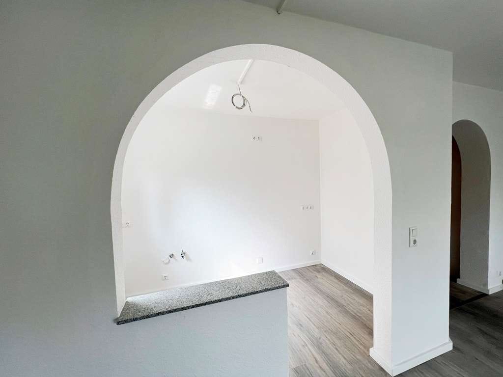 Immobilie in Bad Neuenahr-Ahrweiler - Neuwertige Eigentumswohnung in 53474 Bad Neuenahr-Ahrweiler!! 2-Zimmer-Wohnung im Souterrain!! - Bild 1