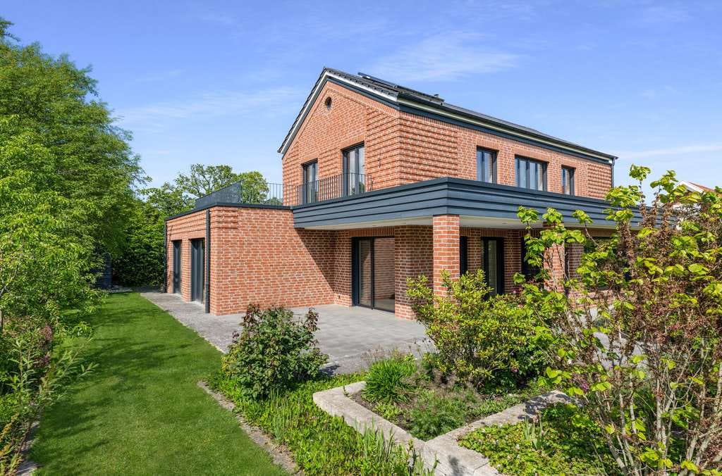 Immobilie in Lindern (Oldenburg) - Jung gebaut, weit gedacht & hochwertig ausgestattet: Einfamilienhaus auf 1.098 m² in Lindern! - Bild 3