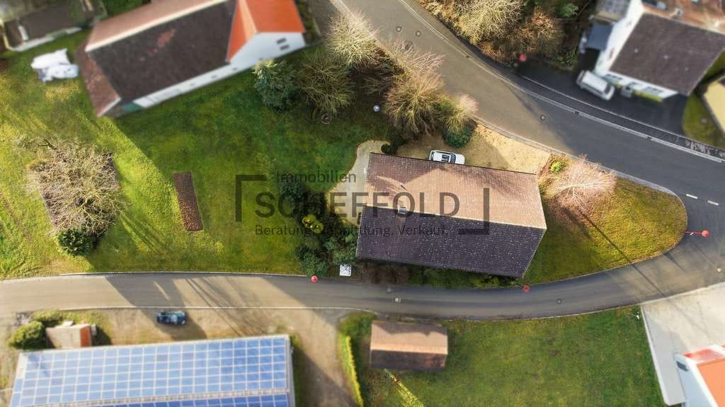 Immobilie in Allmannsweiler - Seltenes Angebot! Ländliches Einfamilienhaus mit Baugrund, Acker und Wiesen auch für nicht Landwirte - Bild 4