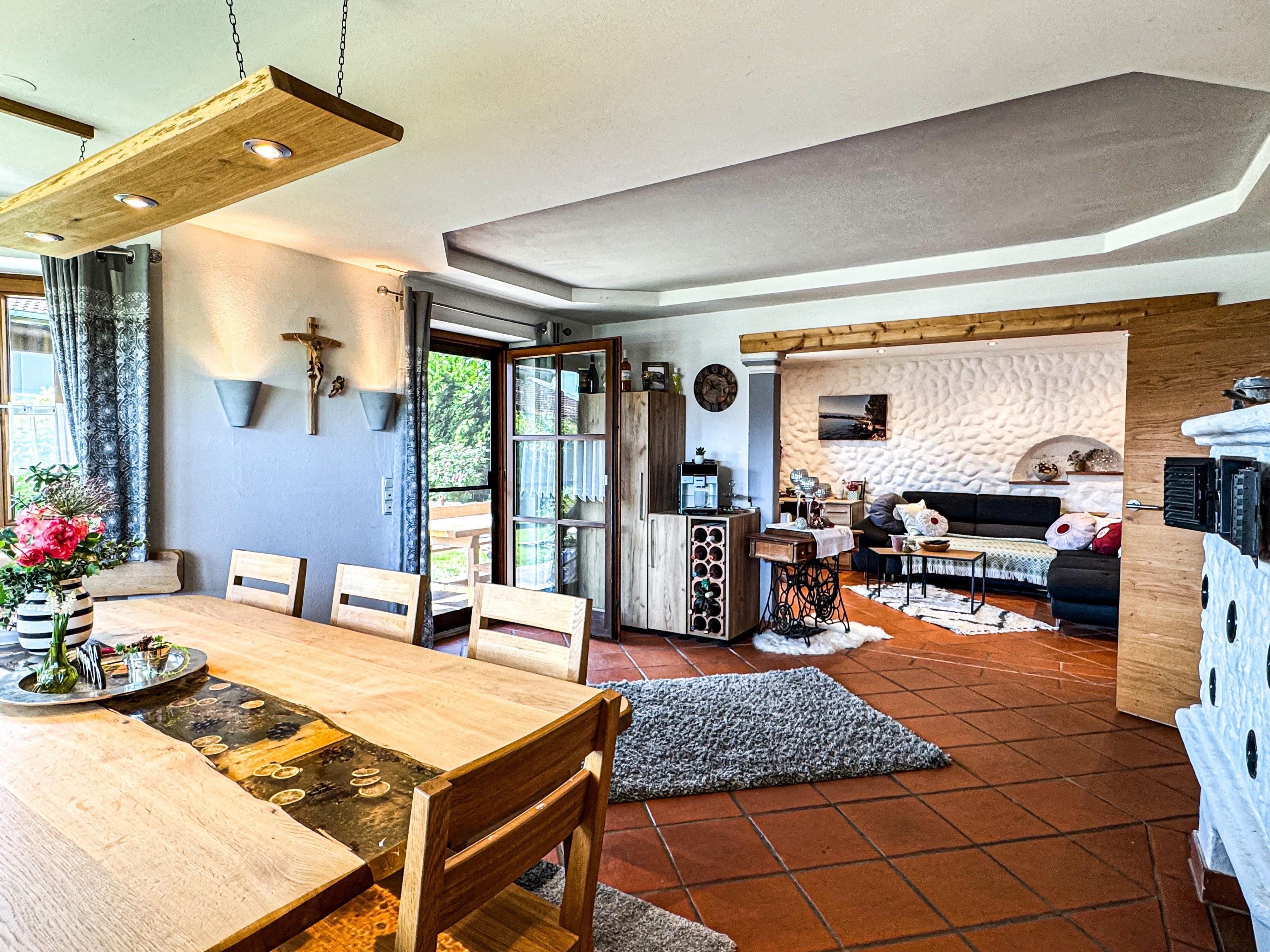Immobilie in Surberg - Gemütliche Erdgeschosswohnung mit großem sonnigen Garten - Bild 0