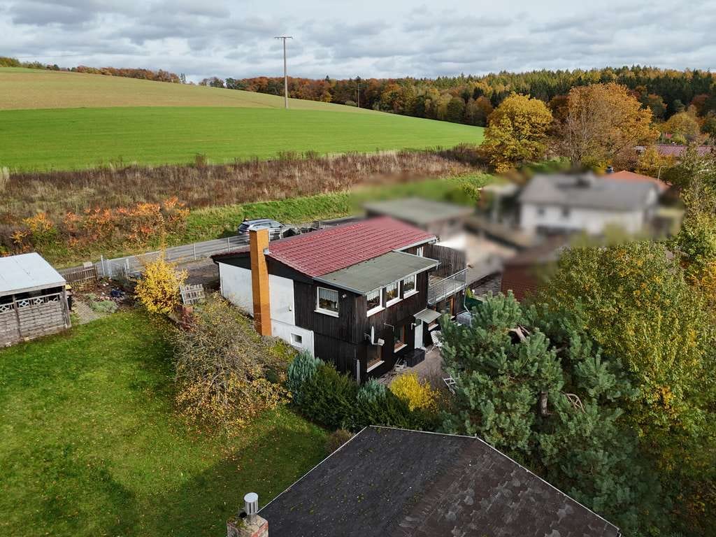 Immobilie in Antrifttal - Einfamilienhaus in idyllischer Ruhelage – Wohnen, wo andere Urlaub machen - Bild 1