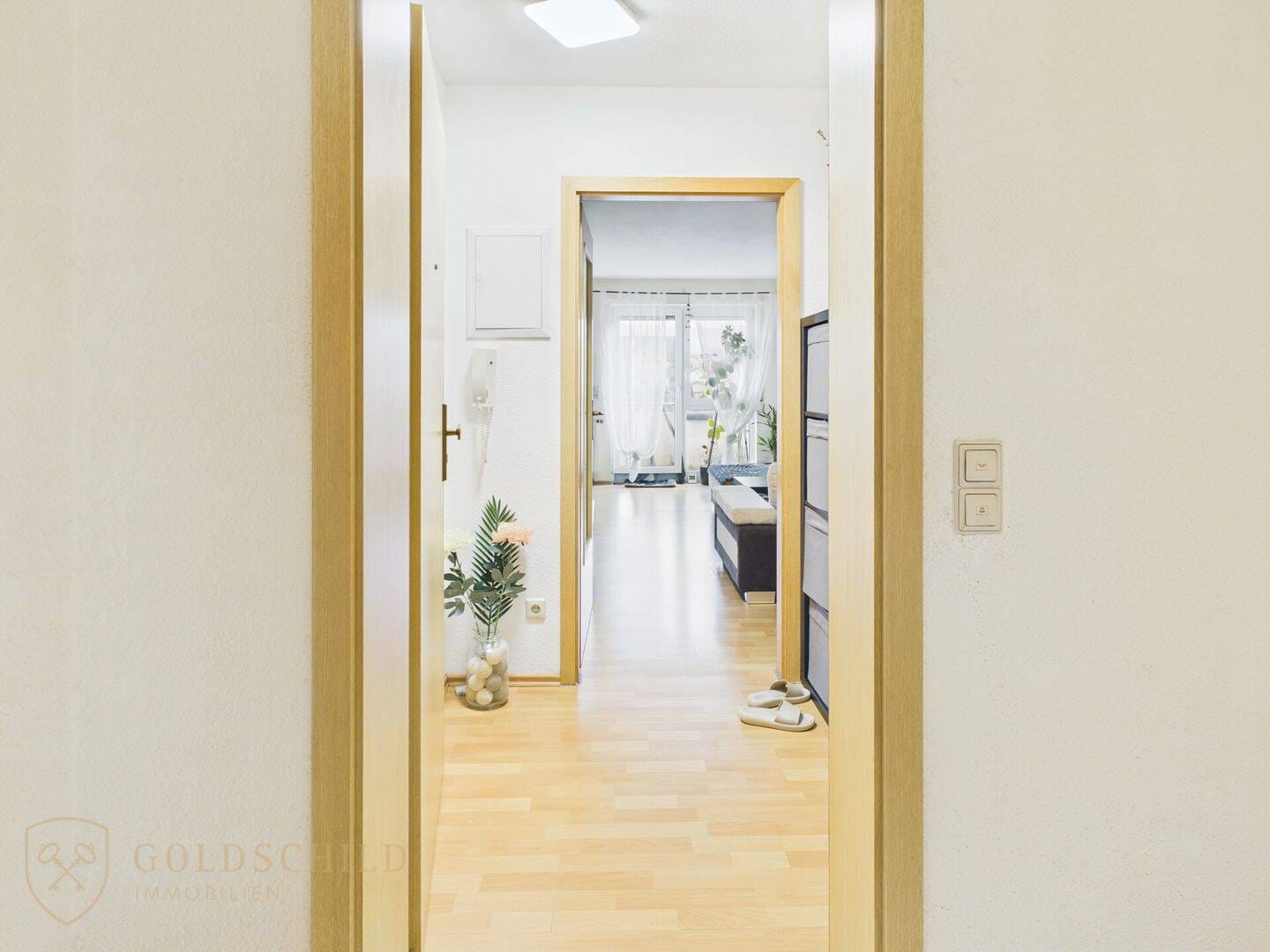 Immobilie in Kuchen - Helle 3-Zimmer-Wohnung mit zwei Balkonen und sanierter Bausubstanz - Bild 3