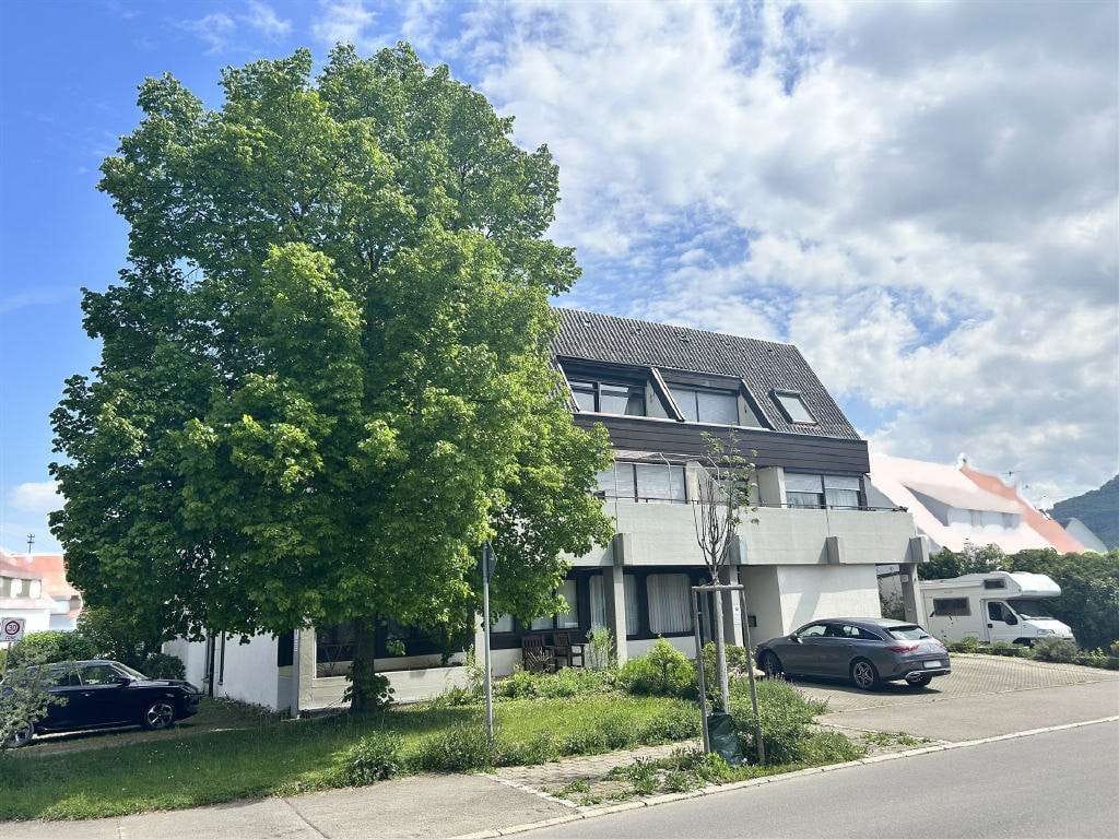 Immobilie in Mössingen - PFIFFIGES 1,5-ZIMMER -APPARTEMENT
IN SCHÖNER AUSSICHTSLAGE 
VON MÖSSINGEN-BELSEN - Bild 0