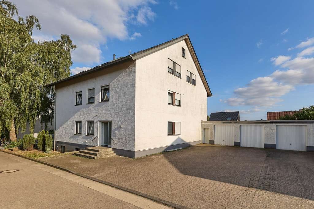 Immobilie in Kirchlengern - Kapitalanlage mit Perspektive - 4-MFH mit WEG-Aufteilung und 4 Grundbüchern in 32278 Kirchlengern - Bild 0