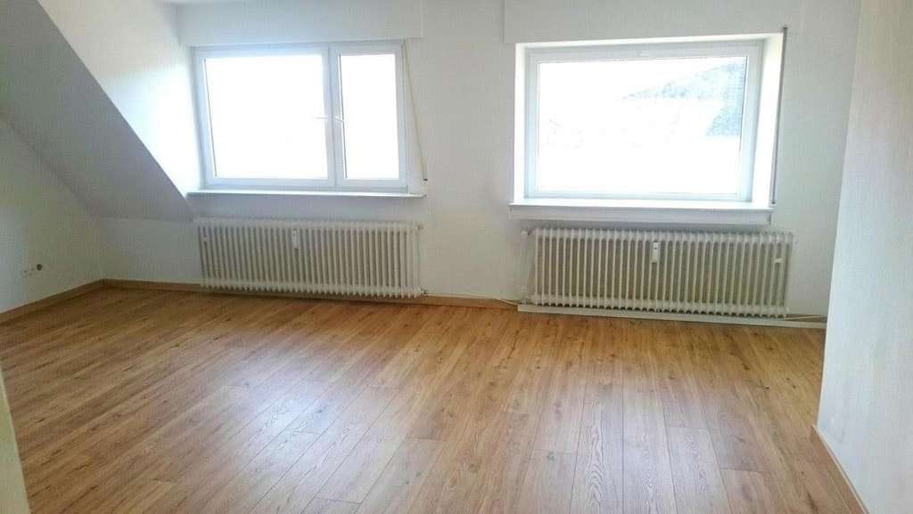 Immobilie in Kobern-Gondorf - 8% Rendite-Potential: leere ~88 qm 4-ZKB-Wohnung in Koblenz Rübenach - Bild 1