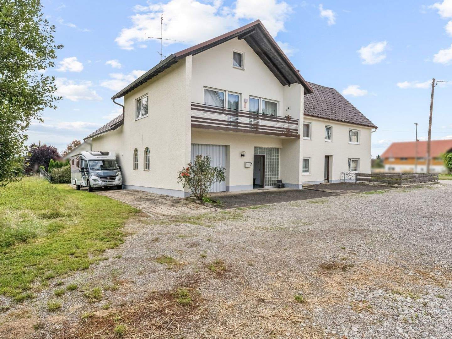 Immobilie in Osterberg - Wohnhaus zur flexiblen Nutzung mit Werkstatt und weiteren Flächen in Osterberg - Bild 1
