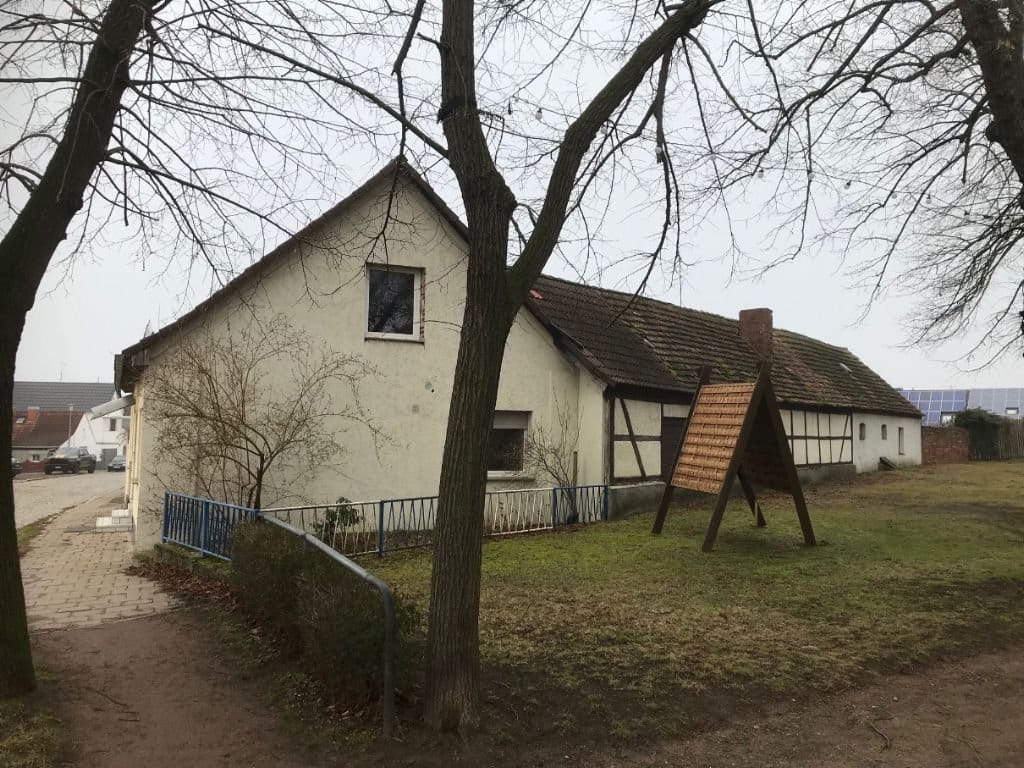 Immobilie in Elbe-Parey - Teilsaniert mit Ausbaureserve und Nebengelass - Bild 1