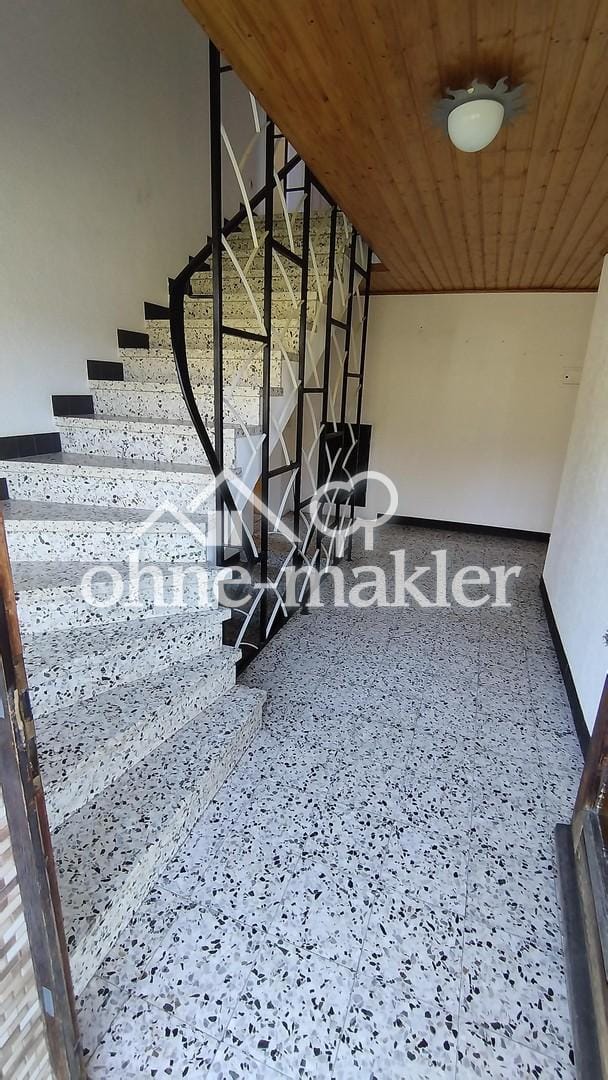 Immobilie in Kandern - Ohne Makler - VK Großes 11 Zimmer - 2 Familienhaus - Feuerbach - Bild 1