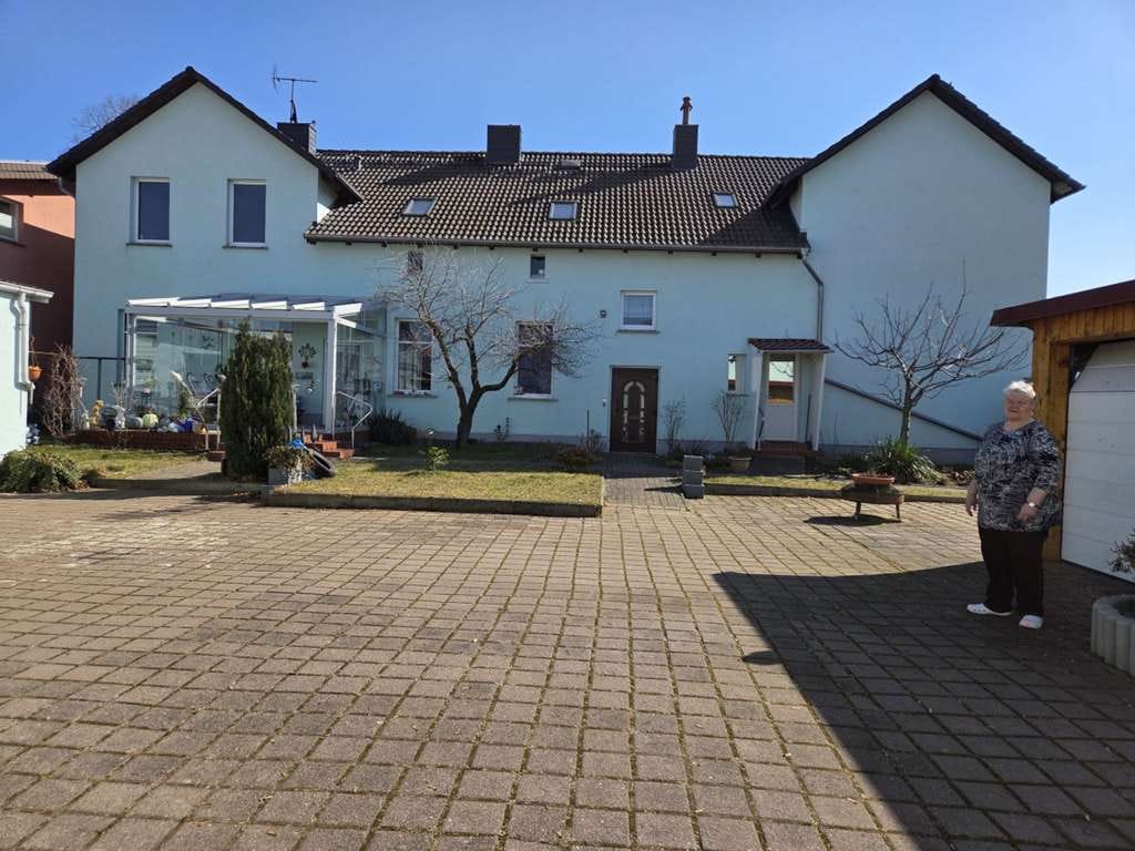 Immobilie in Ferdinandshof - Mehrfamilienhaus mit freiwerdender Eigentümerwohnung und viel Nebengelass - Bild 1