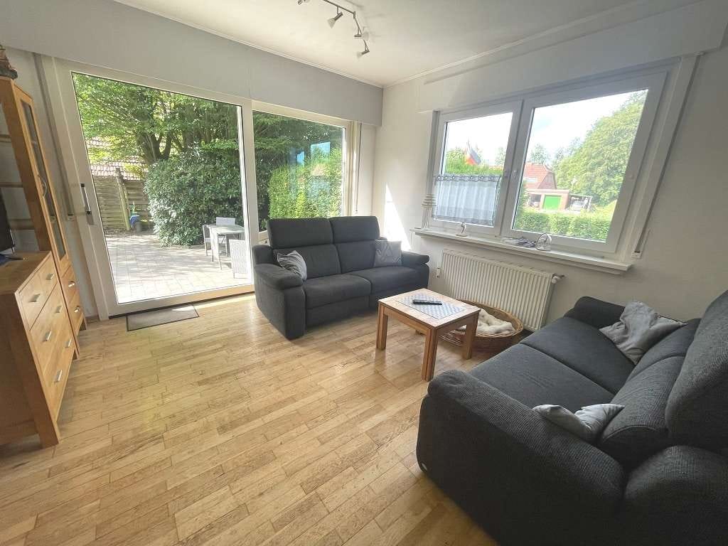 Immobilie in Neukamperfehn - Ehemaliges Kapitänshaus auf großzügigem Grundstück - viel Raum für individuelle Wohnideen - Bild 3