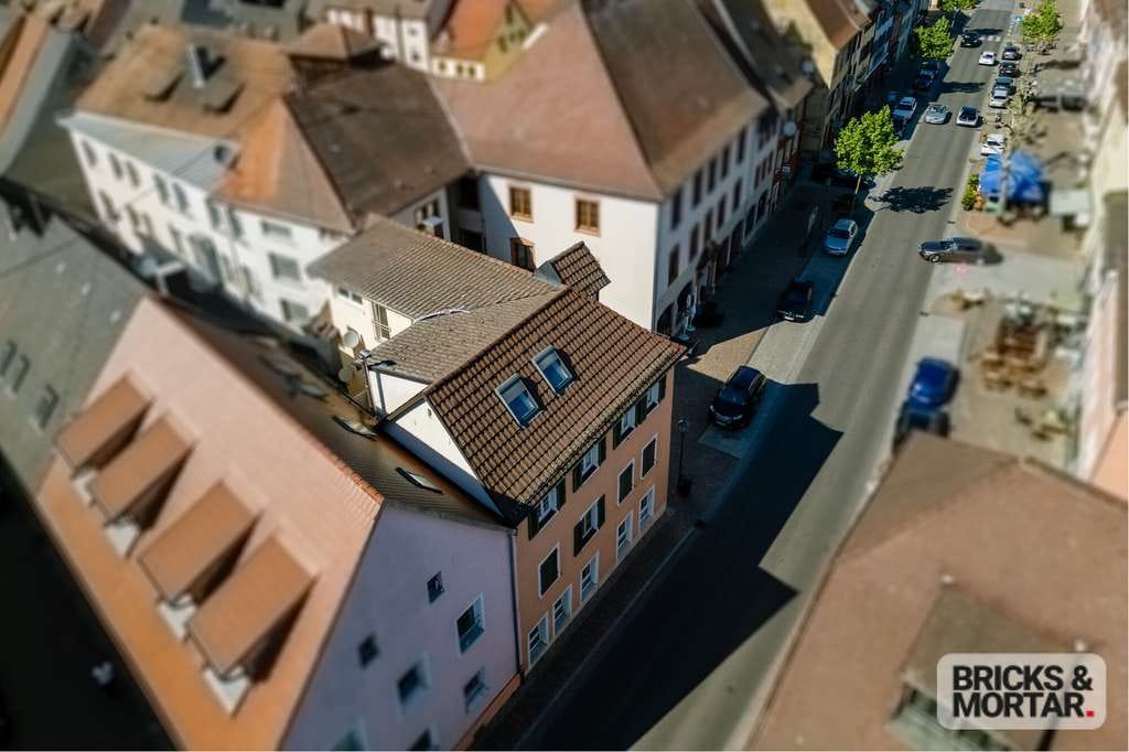 Immobilie in Kenzingen - Charmantes Mehrfamilien Haus im Herzen von Kenzingen - Bild 1