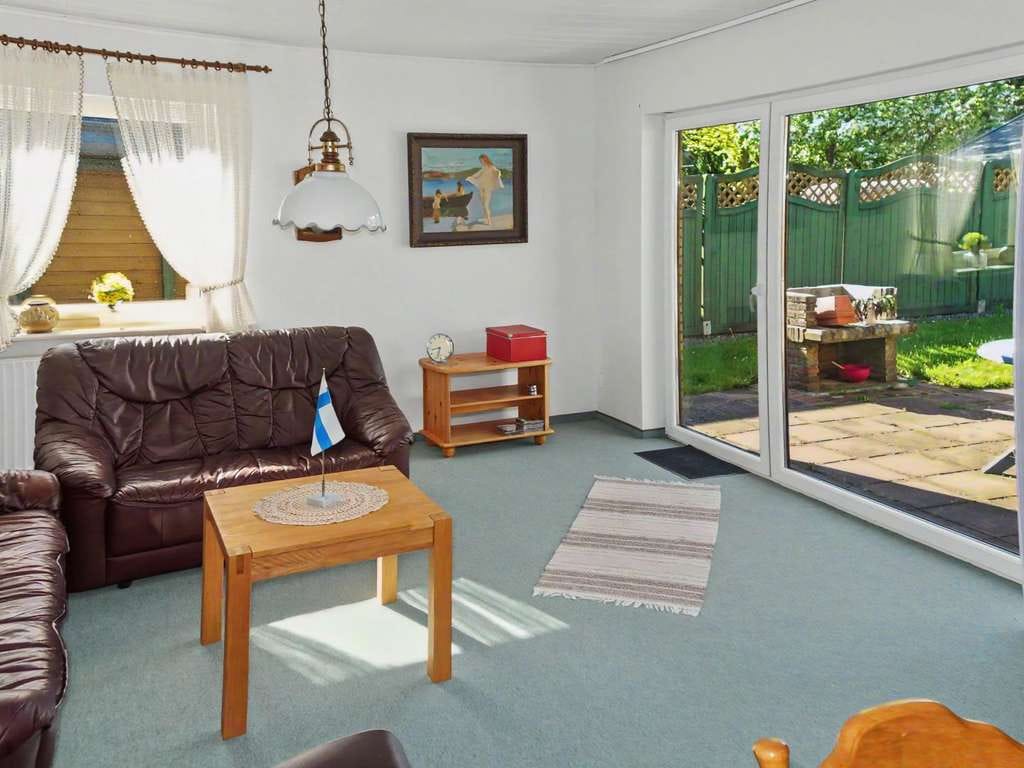 Immobilie in Brunsbüttel - Ebenerdiger Flachdach-Bungalow mit PKW-Stellplatz in ruhiger Wohnlage in Brunsbüttel - Bild 4