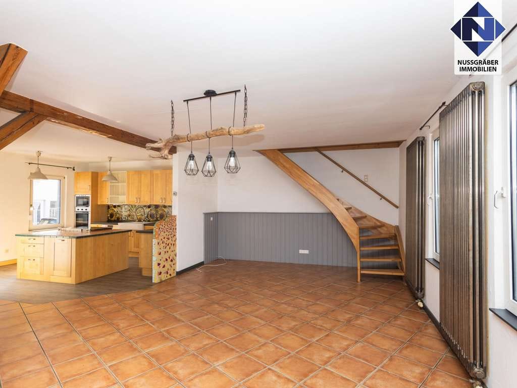 Immobilie in Wernau (Neckar) - Individuell - großzügige Doppelhaushälfte mit großem Wohnbereich und Wellness-Bad - Bild 4