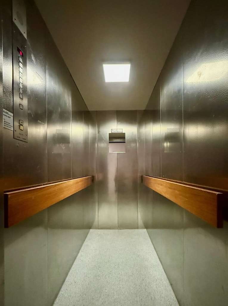 Immobilie in Heikendorf - Strandnahe und bezugsfreie 5-Raum-Whg. mit 2 Balkonen u. Sauna // Roesoll, Heikendorf - Bild 4