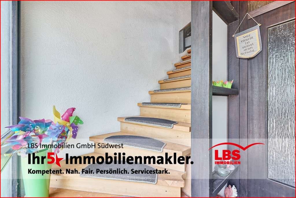 Immobilie in Alsenz - Zweifamilienhaus in ruhiger Lage mit Garage und Terrasse - Bild 2
